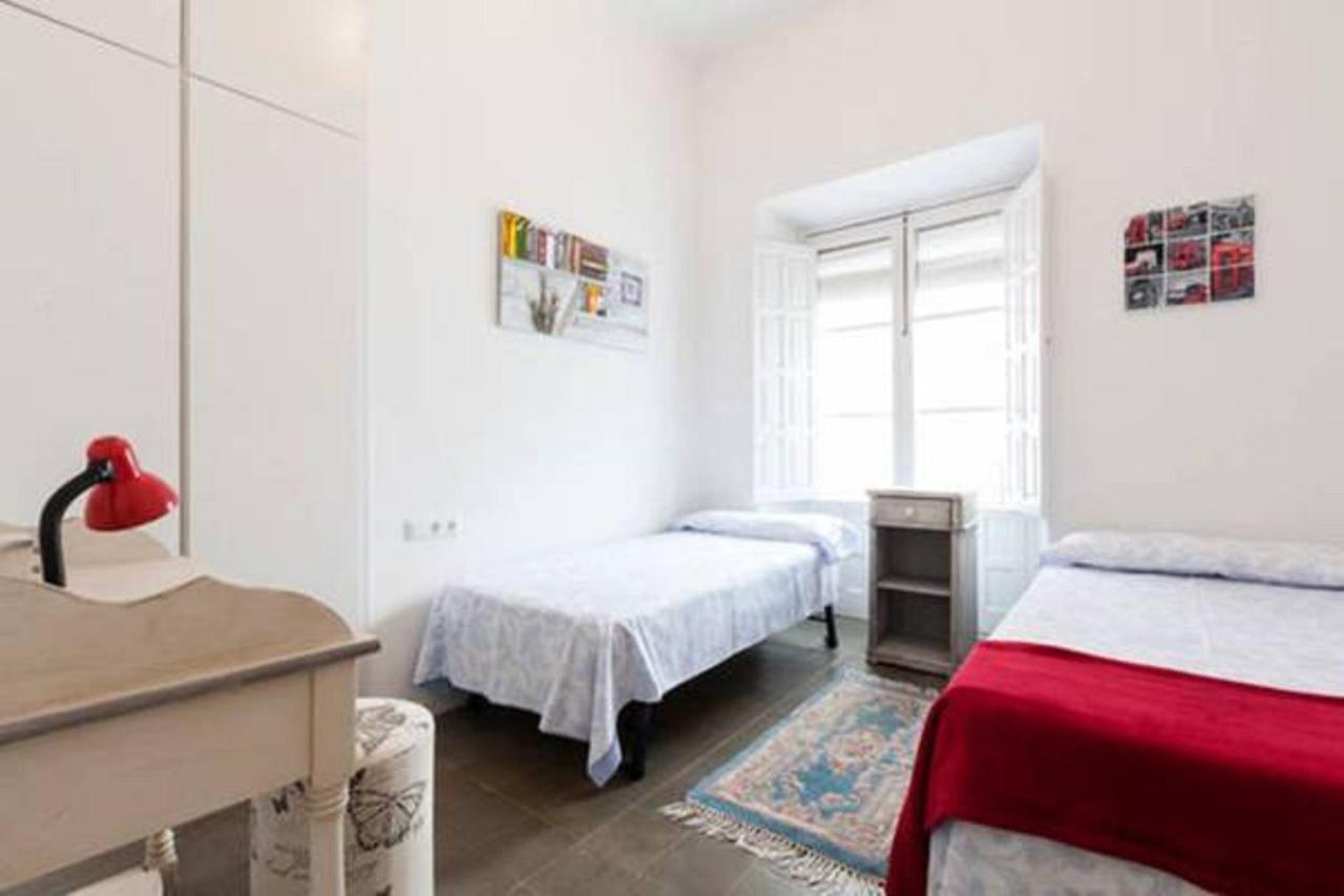 Apartamentos Rg Arenal 塞维利亚 客房 照片