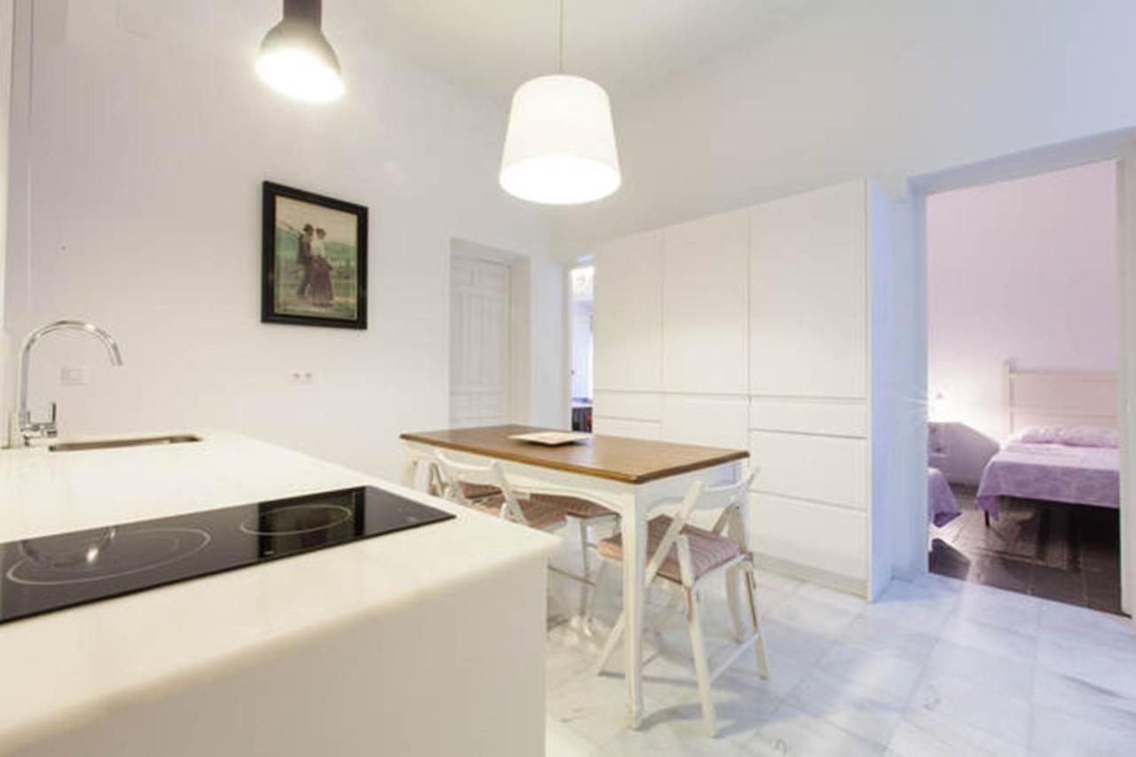Apartamentos Rg Arenal 塞维利亚 客房 照片