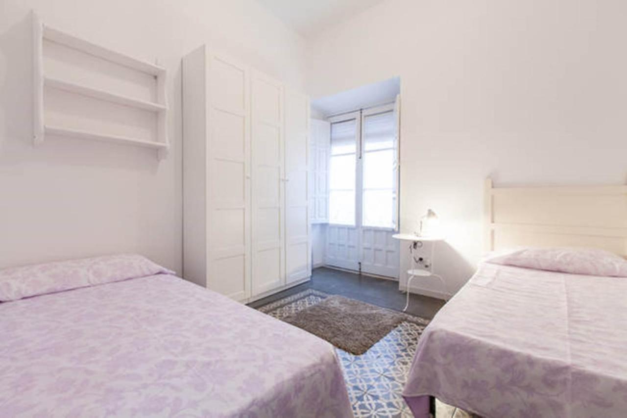 Apartamentos Rg Arenal 塞维利亚 客房 照片