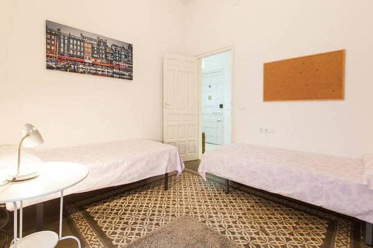 Apartamentos Rg Arenal 塞维利亚 客房 照片